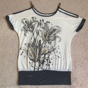 Papaya cold shoulder shirt